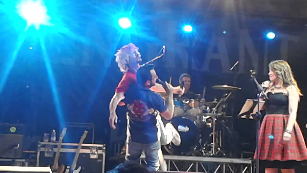 Cristina D'avena concerto con i gem boy parabiago 20luglio2014