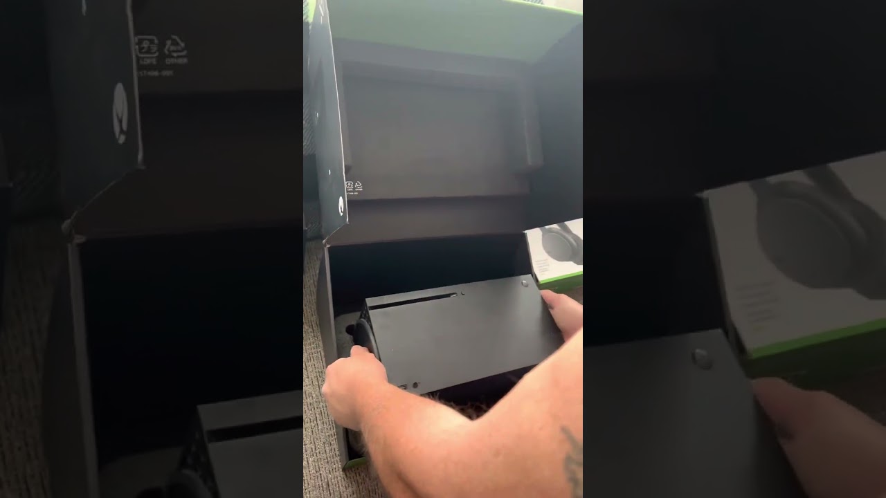 How to rebox repackage an Xbox Series X