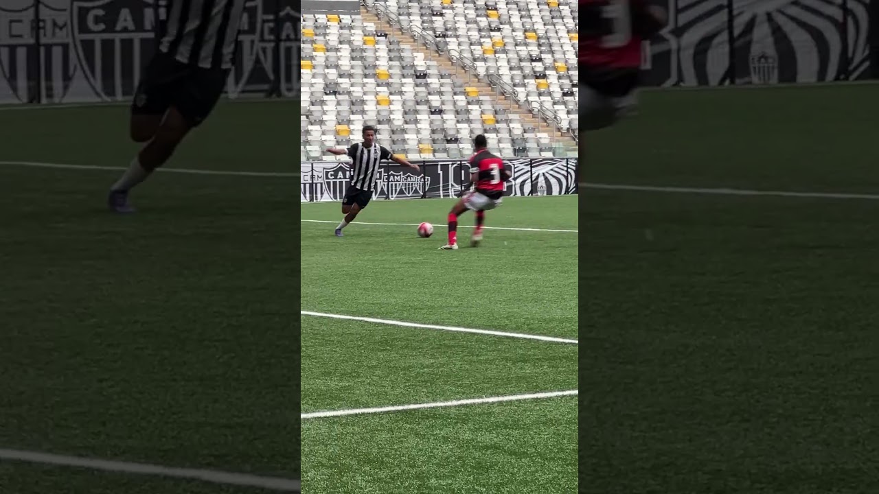 GOLAÇO do SUB-17: VINÍCIUS MARCA APÓS LINDO PASSE DE VENENO!