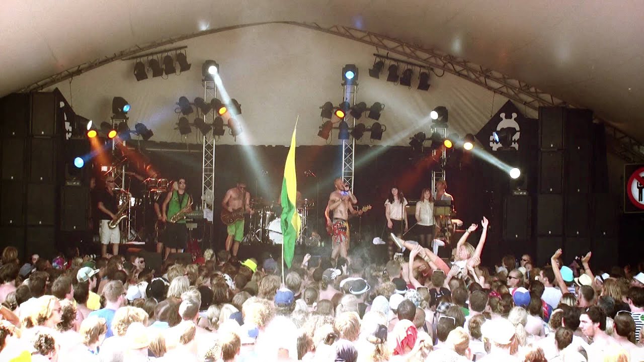 SPLENDID - THE BEACH - LIVE @ LOWLANDS 2012