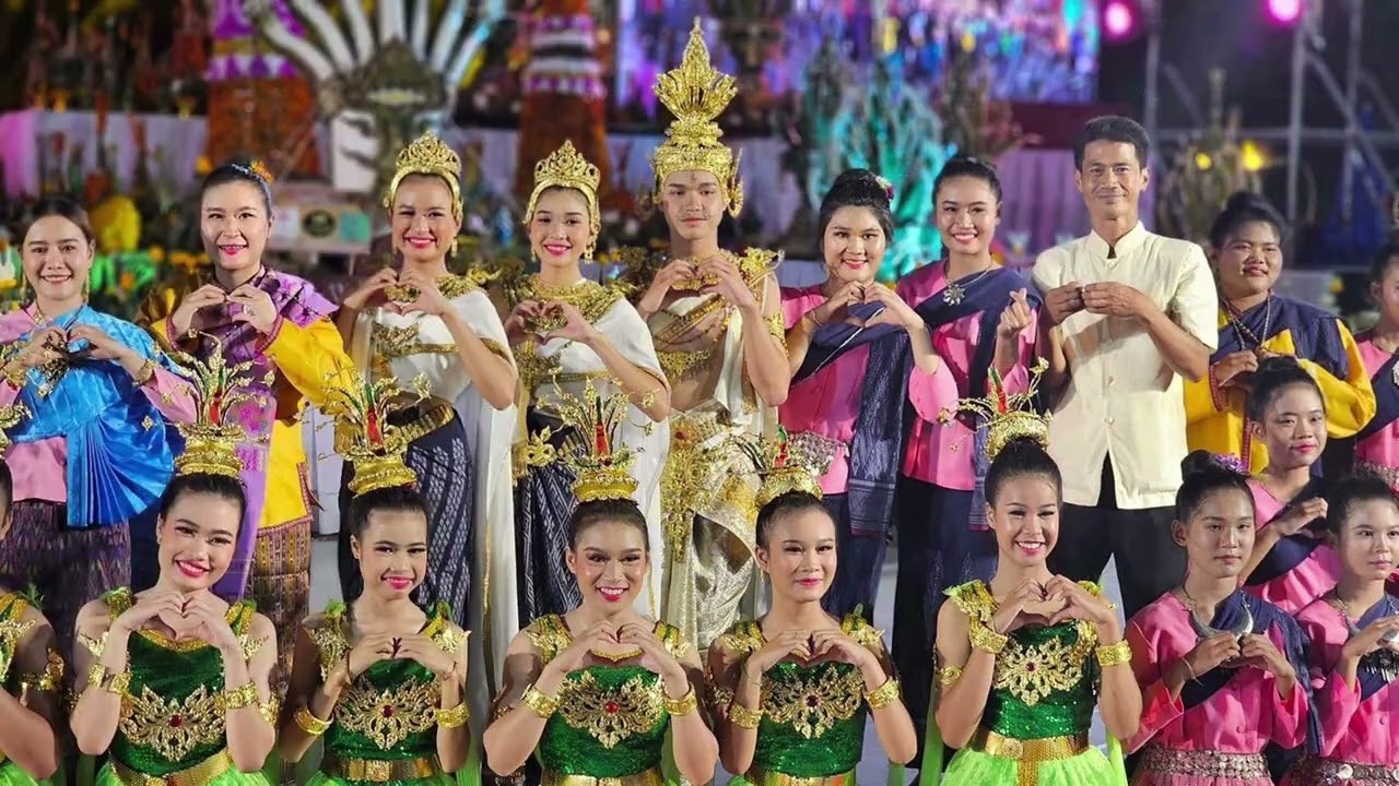 นักเรียนพระราชทานระดับชั้นมัธยมศึกษาตอนต้น