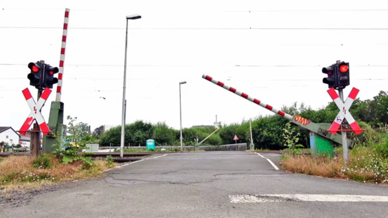 Bahnübergang Münster-Mecklenbeck - Demolierte Bahnübergang Schranke