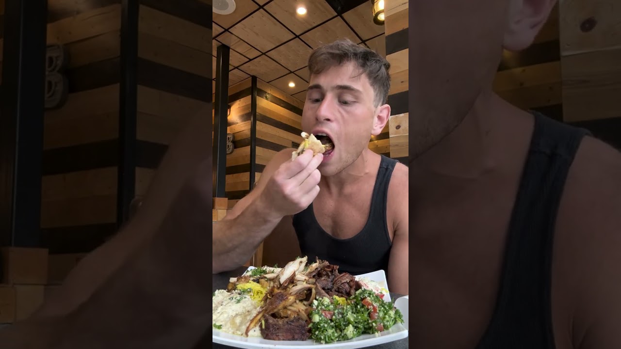 how arabs eat food