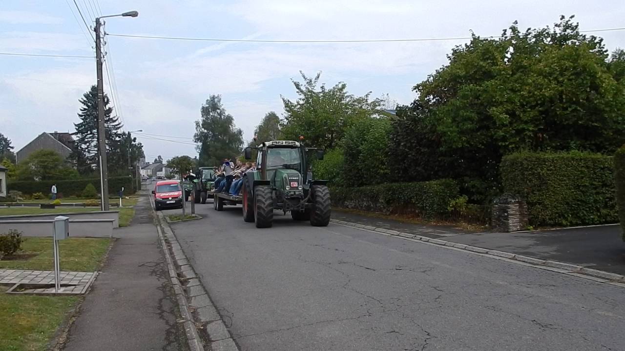 D&eacute;fil&eacute; de l'H&auml;mmelsmarsch dans les rues de Habay