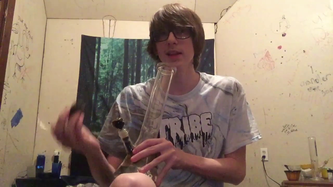 Huge bong rip