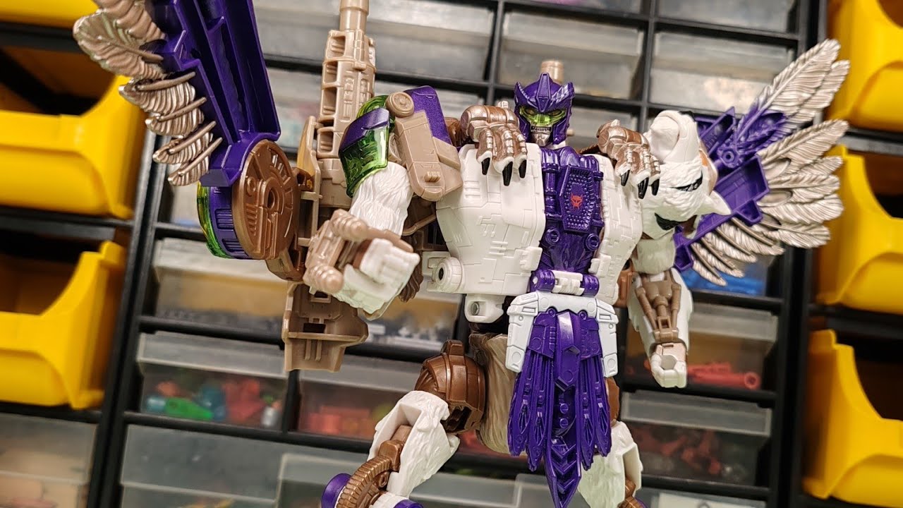 Tigerhawk - Legacy United Transformers Bemutató 