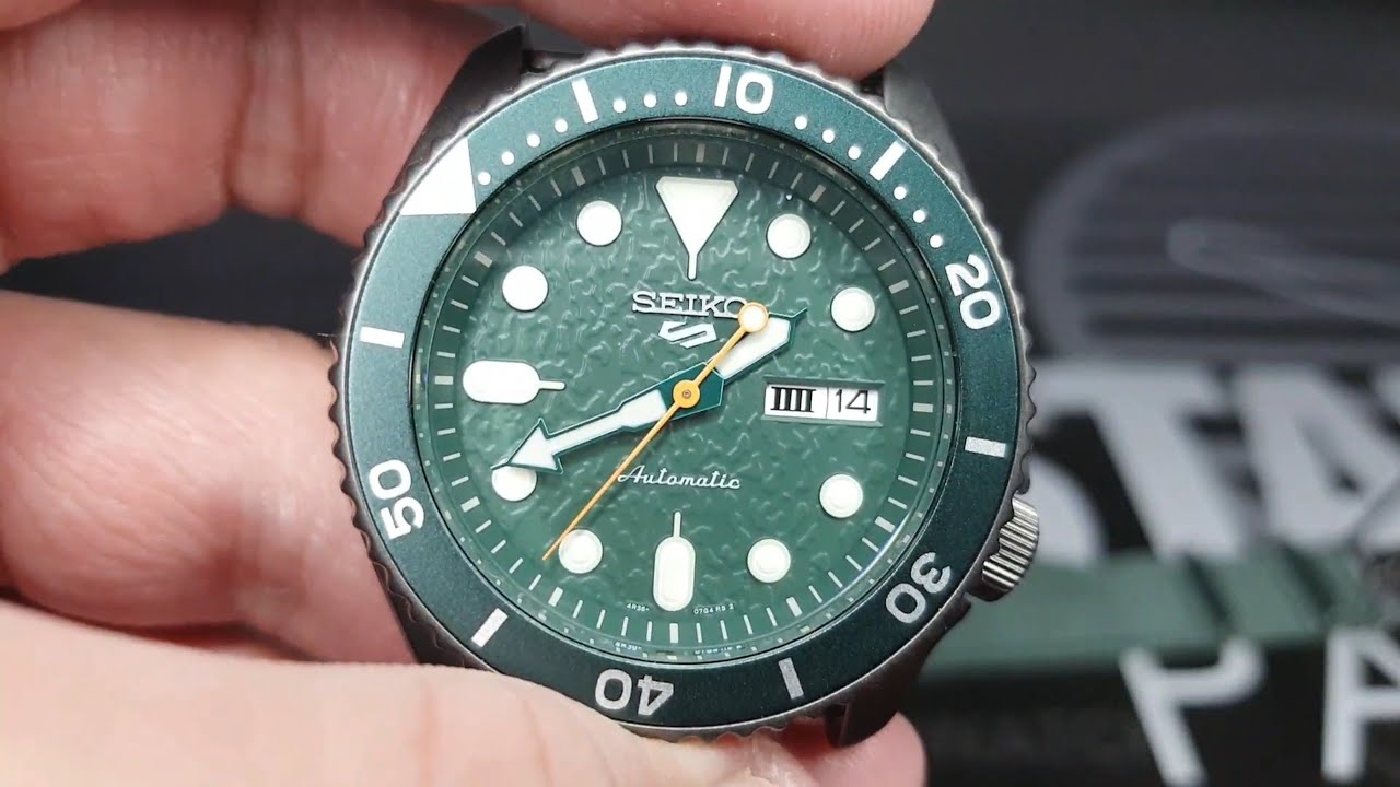 SEIKO 5 Sports SRPD77K1