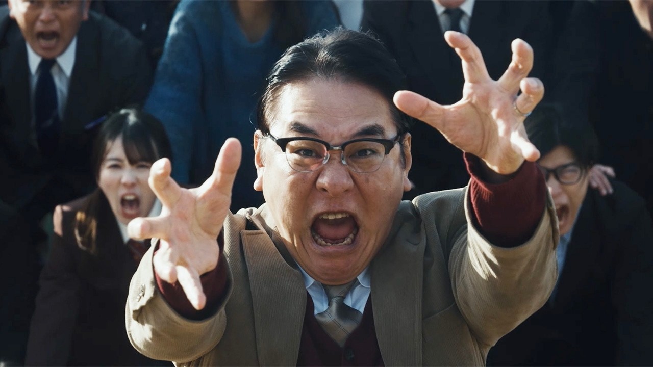 ピエール瀧、&ldquo;不気味さ漂う&rdquo;校長を怪演　山田杏奈主演映画「NEW GROUP」本予告映像