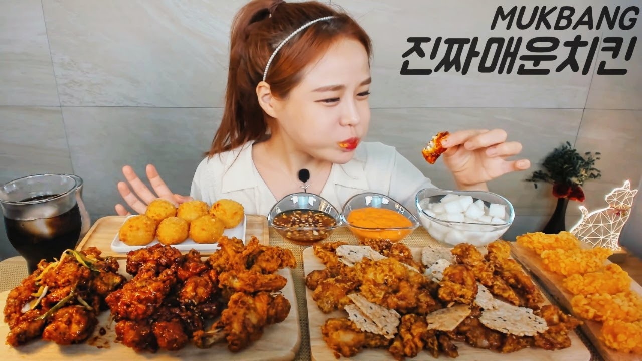 Субтитры) Spicy seasoned Chicken. Spicy cheese ball. Crispy fried Shrimp. REAL SOUND ASMR. MUKBANG
