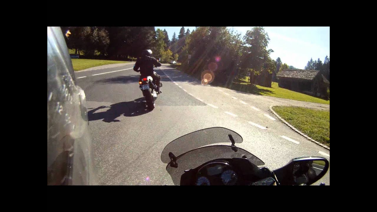 Kleiner Jura-Ausschnitt mit Kawasaki 1400 GTR am 02.10.2011