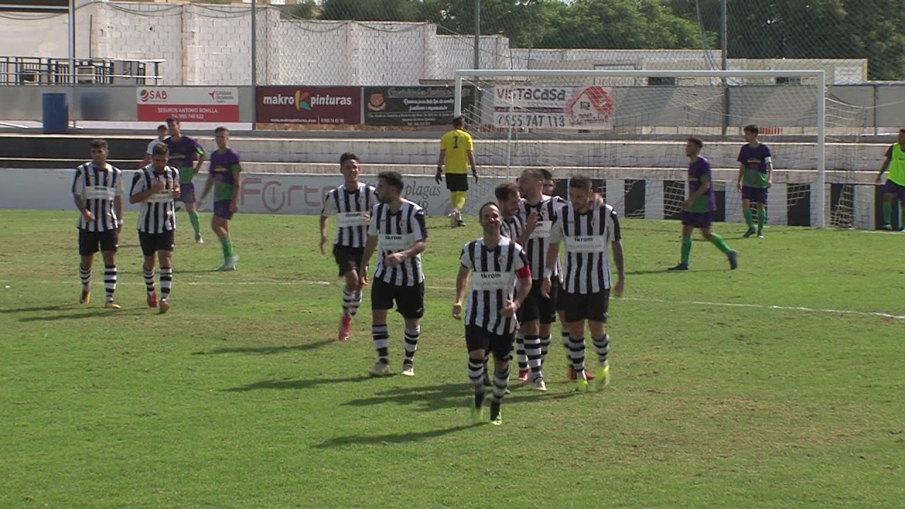 CD Mairena 3-1 Paradas