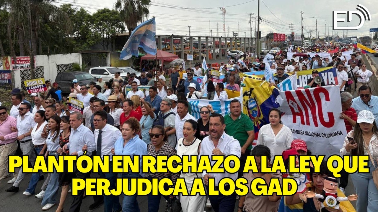 🔴 EN VIVO 🔴 Plantón en rechazo a la Ley que perjudica a los GAD