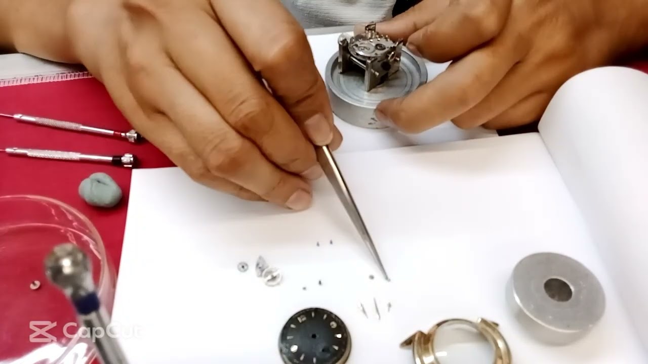 VINTAGE ELGIN WATCH, Cleaning and Spring Alignment.