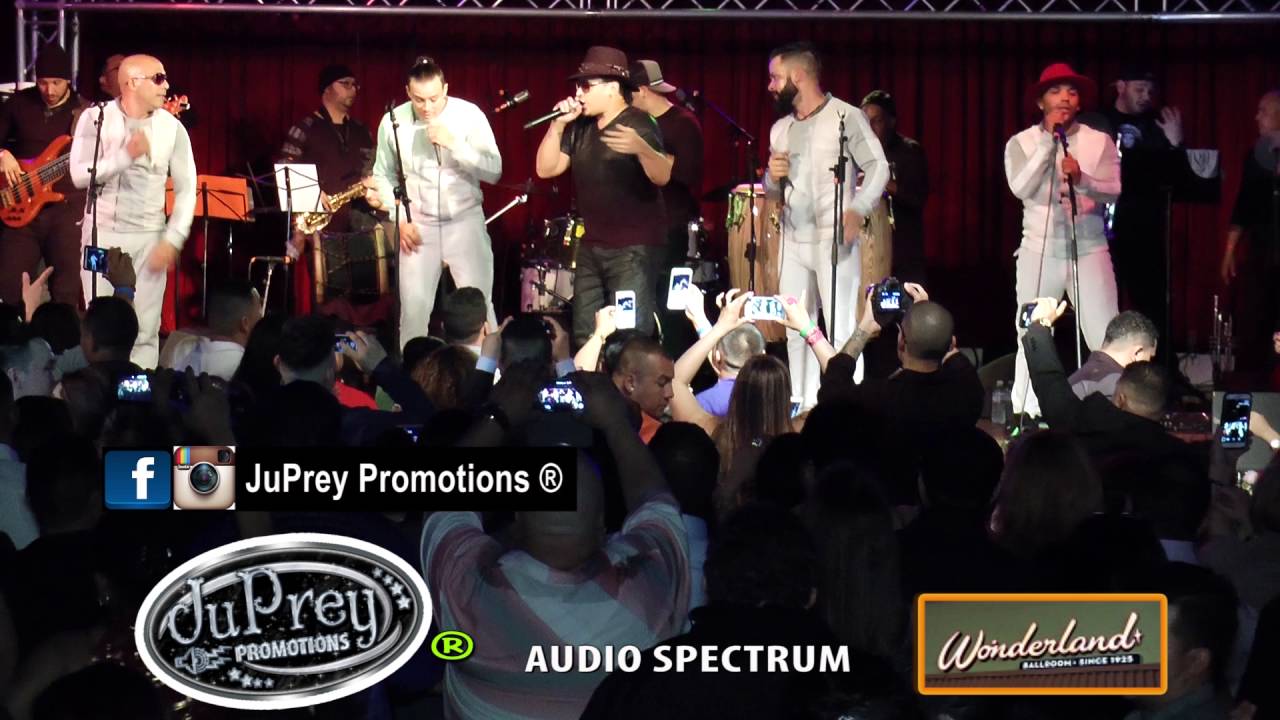Elvis Crespo Ft. Grupo Mania - Linda Eh @ Wonderland Ballroom-Boston