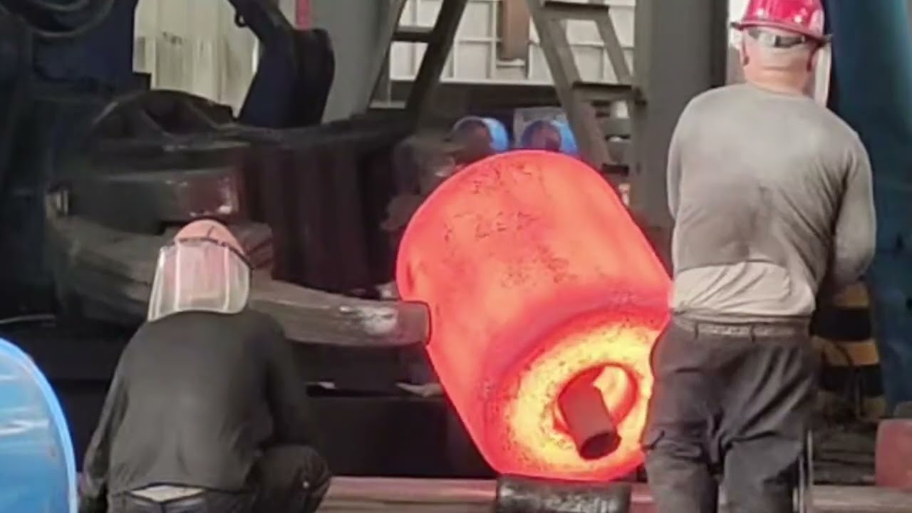 How to drill a hole for this giant iron pillar? |High temperature forging