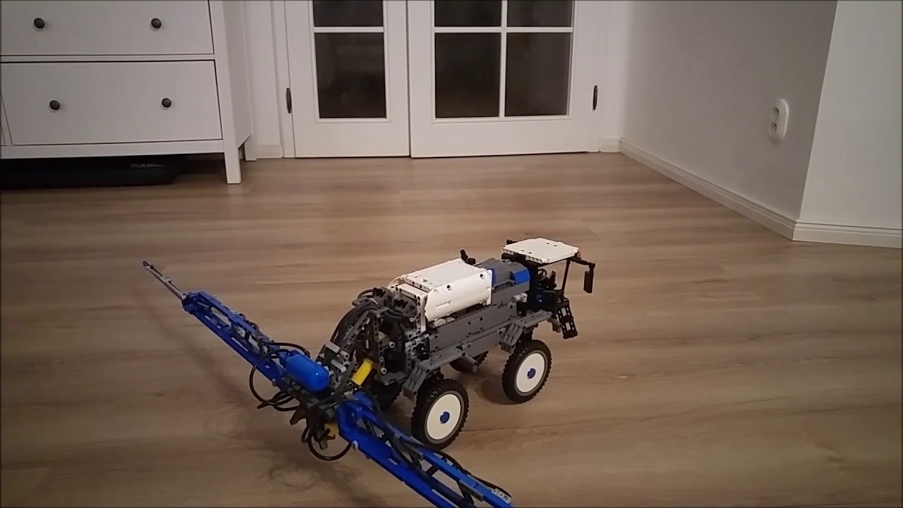 [MOC] LEGO Technic self propelled crop sprayer