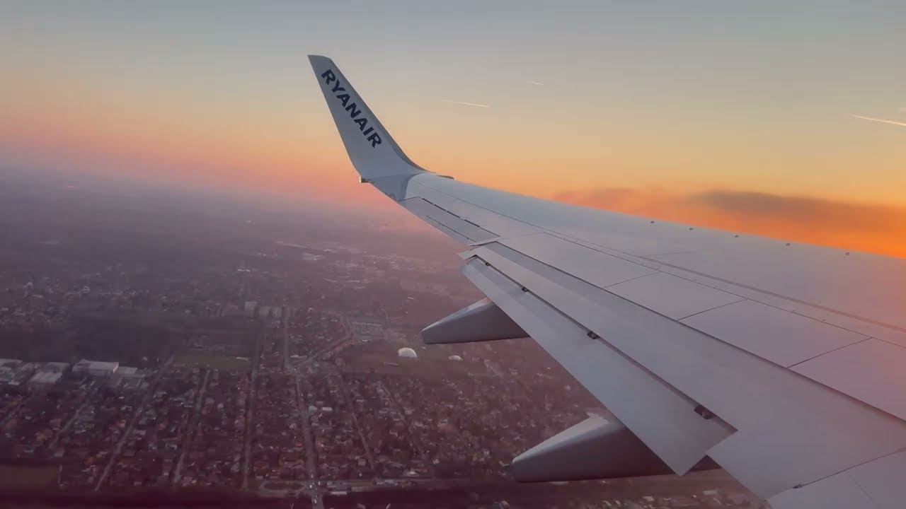 LHBP Budapest Takeoff Ryanair 737-800 4k
