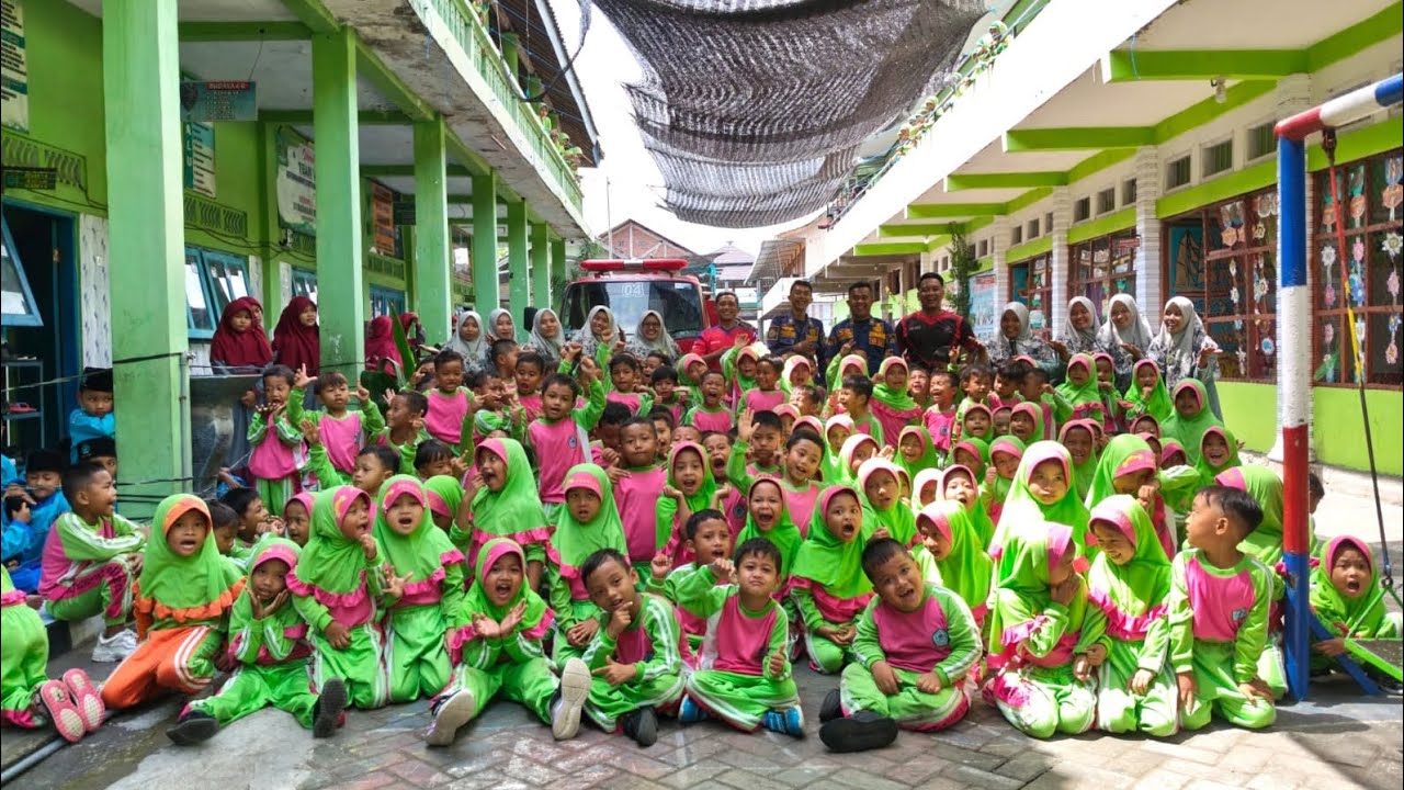 Bermain dan Belajar Bersama DAMKAR