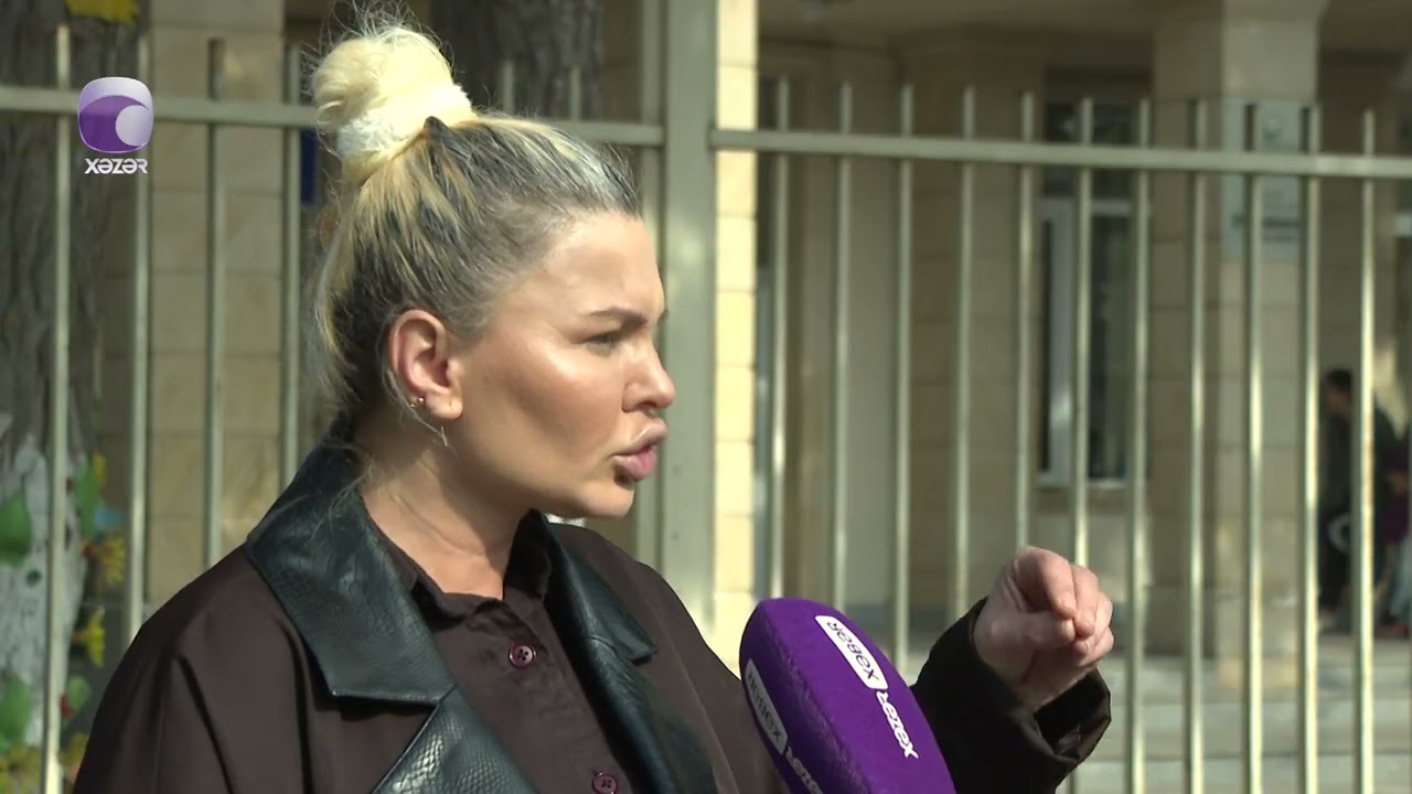 Bakıdakı 298 nömrəli məktəbdə şagirdlərdən pul yığıldığı iddia olunur