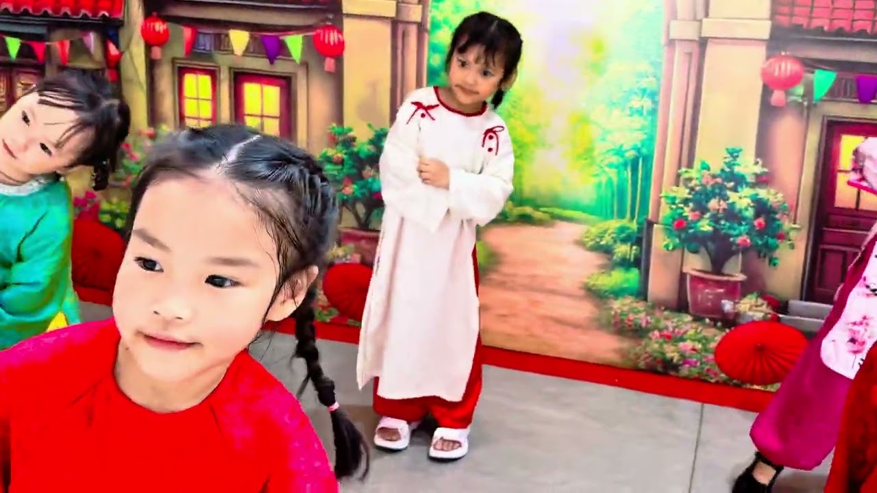 Tết nhà mình