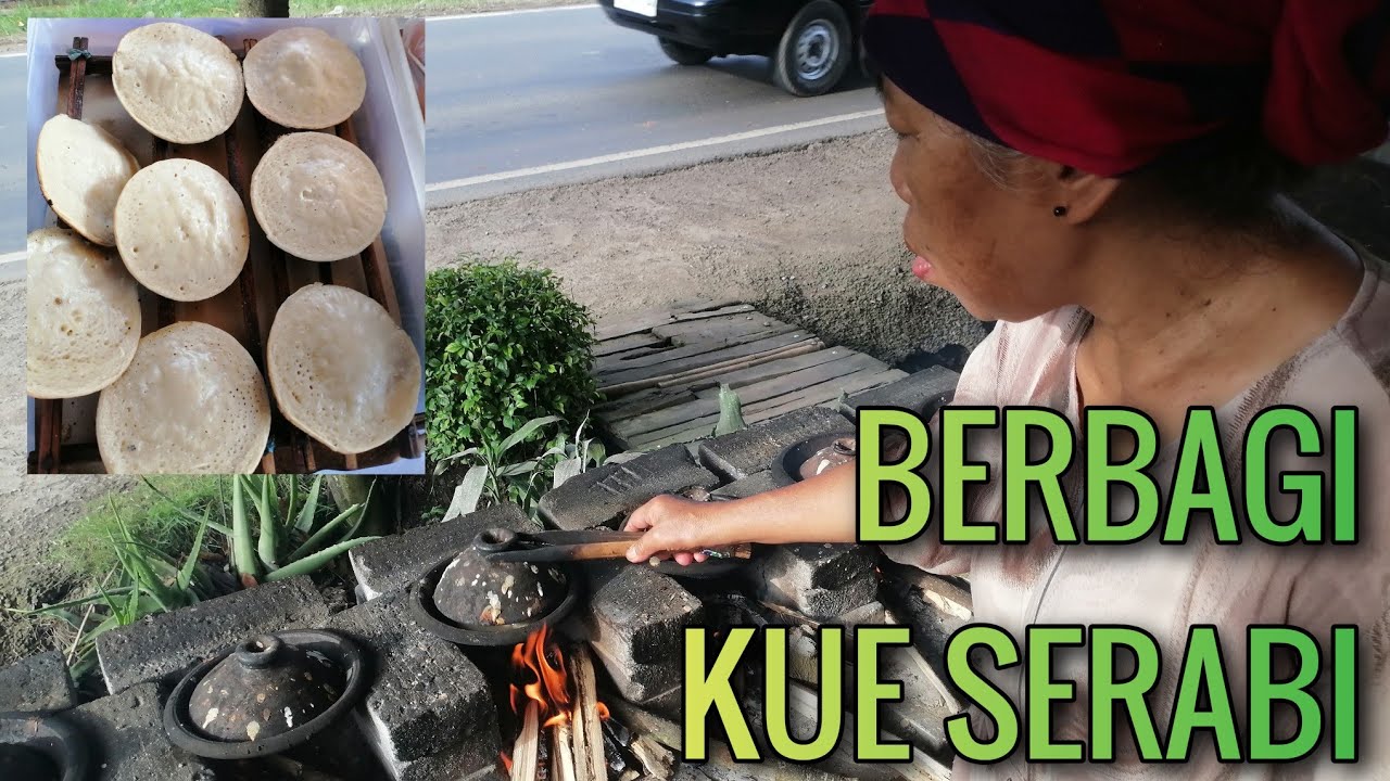 Bunda Ermawiza Berbagi Kue Serabi