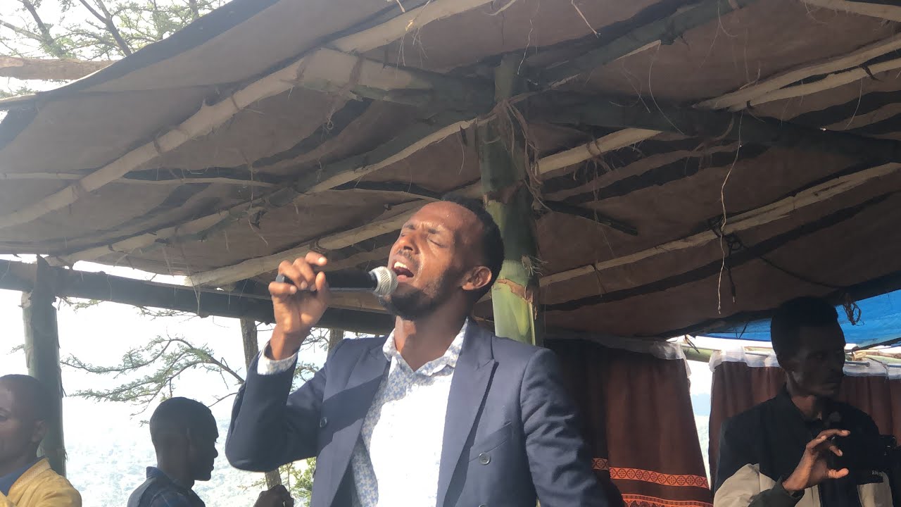 Sii fida bara jijjiiramaa : Singer Jarso Dhadacha live worship ​​⁠@KumaaGinbuu @singerjosypage