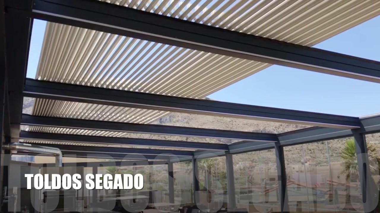 Pergola bioclimatica retr&aacute;ctil