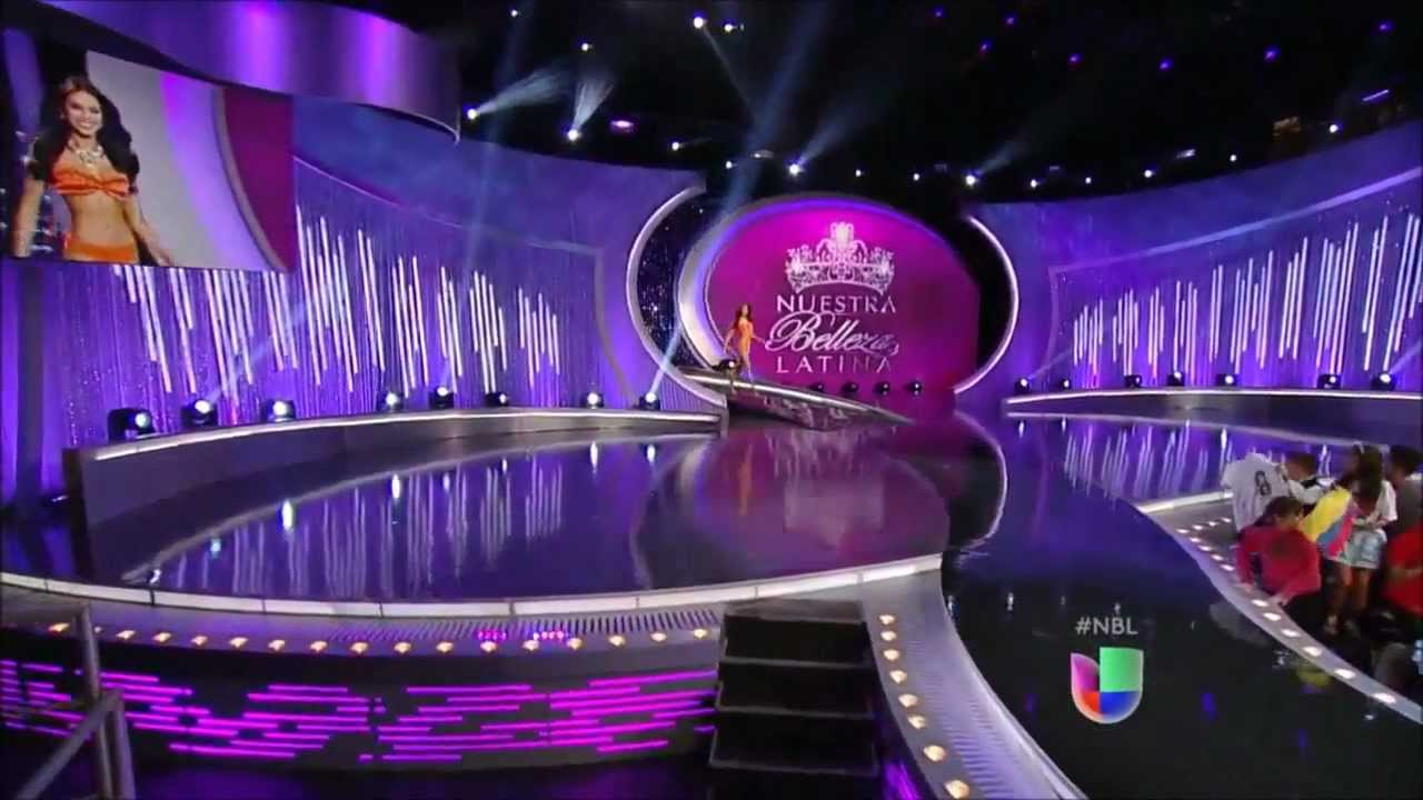 Nuestra Belleza Latina Top 12 - Traje de baño