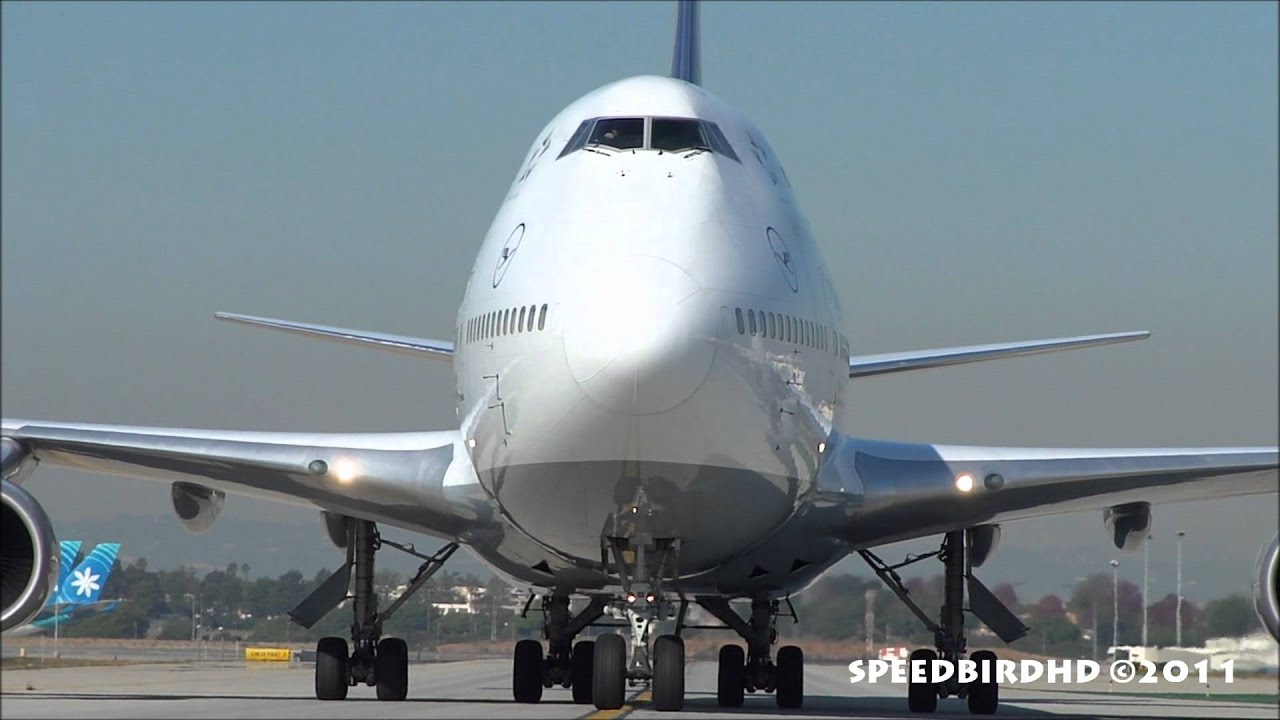 Lufthansa Boeing 747-430 [D-ABVY] HEAD ON Taxi
