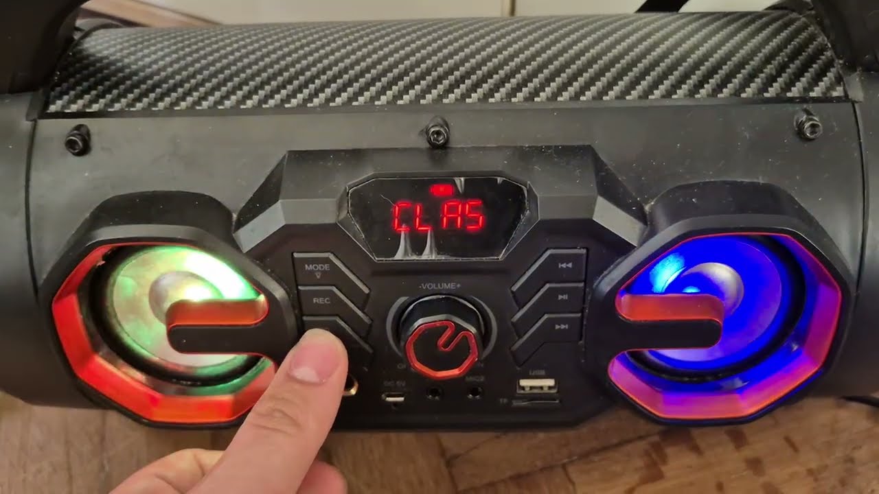 Manta SPK206 - Radio usb bluetooth Głośnik przenośny z śmietnika