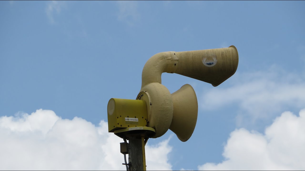 ACA Allertor-125 Siren Test (Growl w/ Ambience) - Hurst, Texas