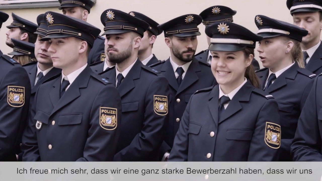 Innenminister Herrmann begrüßt 230 neue Polizistinnen und Polizisten der Münchner Polizei - Bayern