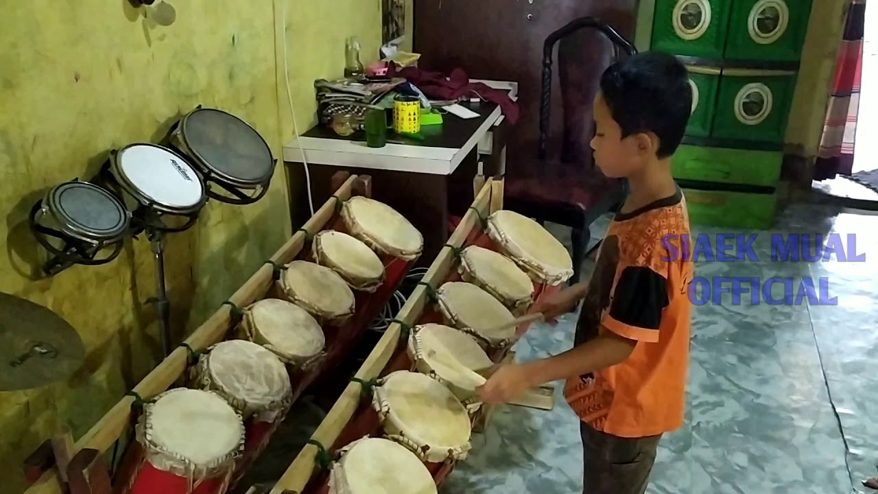 Mengenal dasar ketukan gondang (odap) Bersama Gabriel sijabat