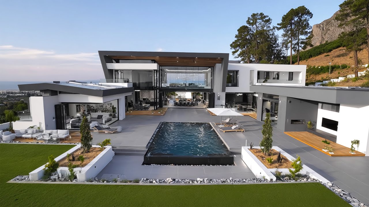What Happens When Modern Design Meets Mega Luxury? This Mansion Shows All