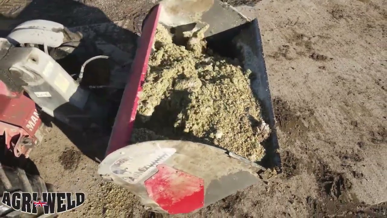 Agriweld Mixer Bucket on Manitou Telehandler