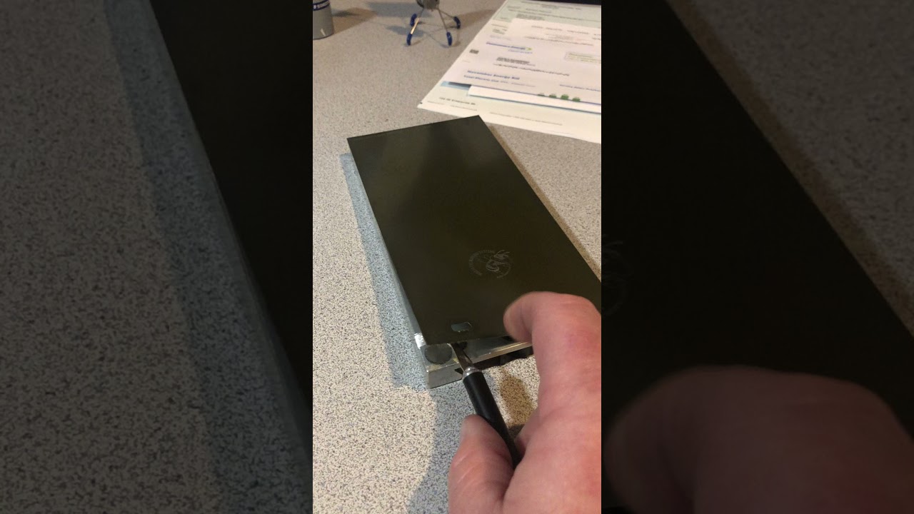 Removing Polymer and Thin Steel Cliches from TOSH Cliche Holder