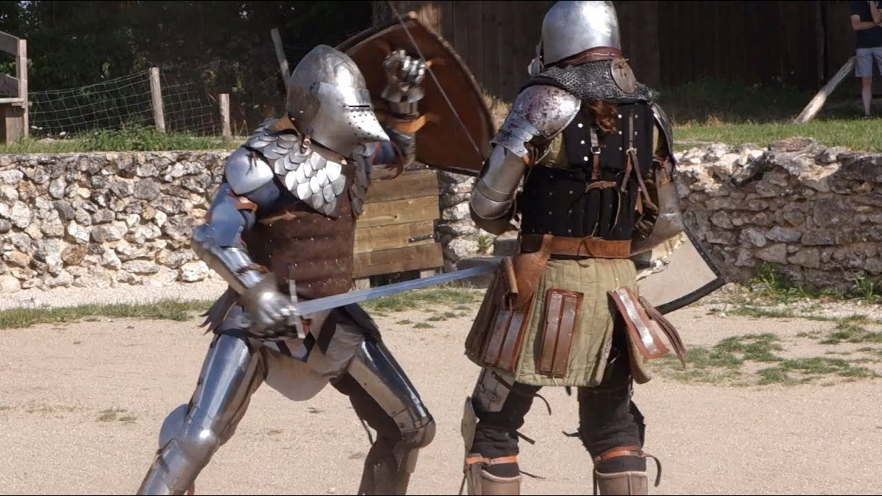 Montbazon - Forteresse du Faucon Noir - Combat en armure (27/07/2014)