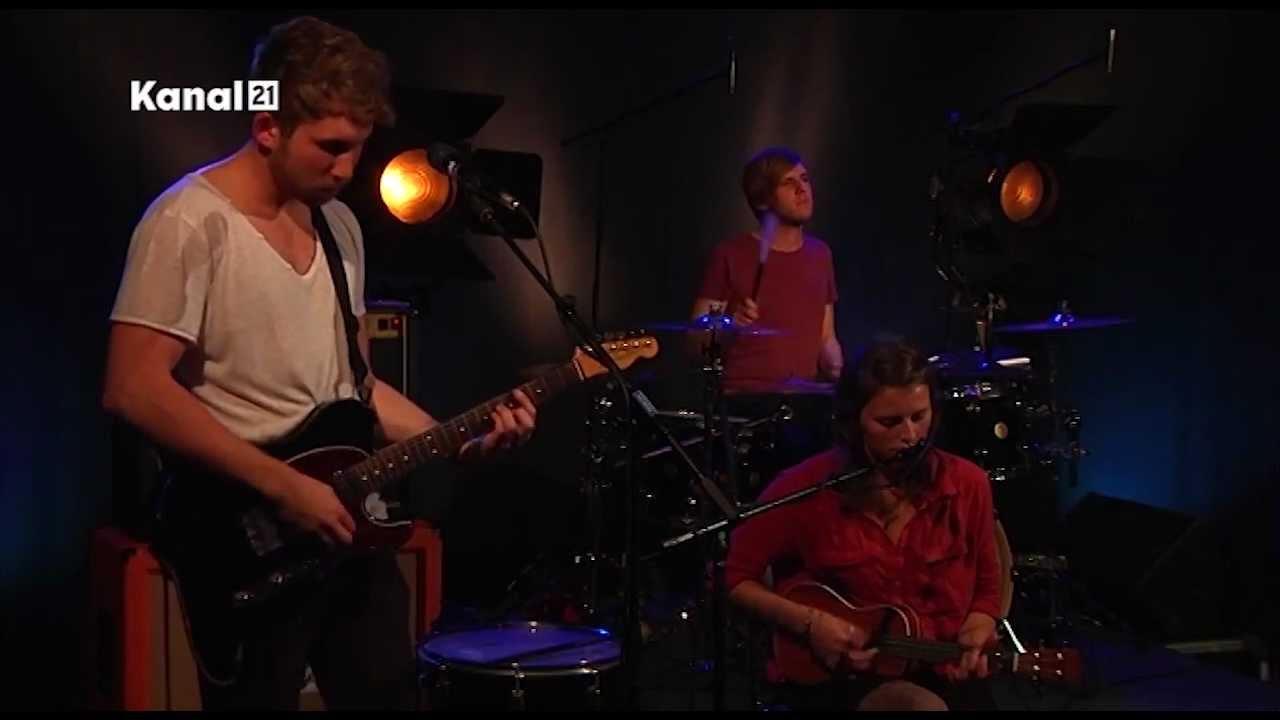 Kanal 21 Gregor McEwan & The Ellipses Road Band - Change Is Happening When I'm Almonst Gone