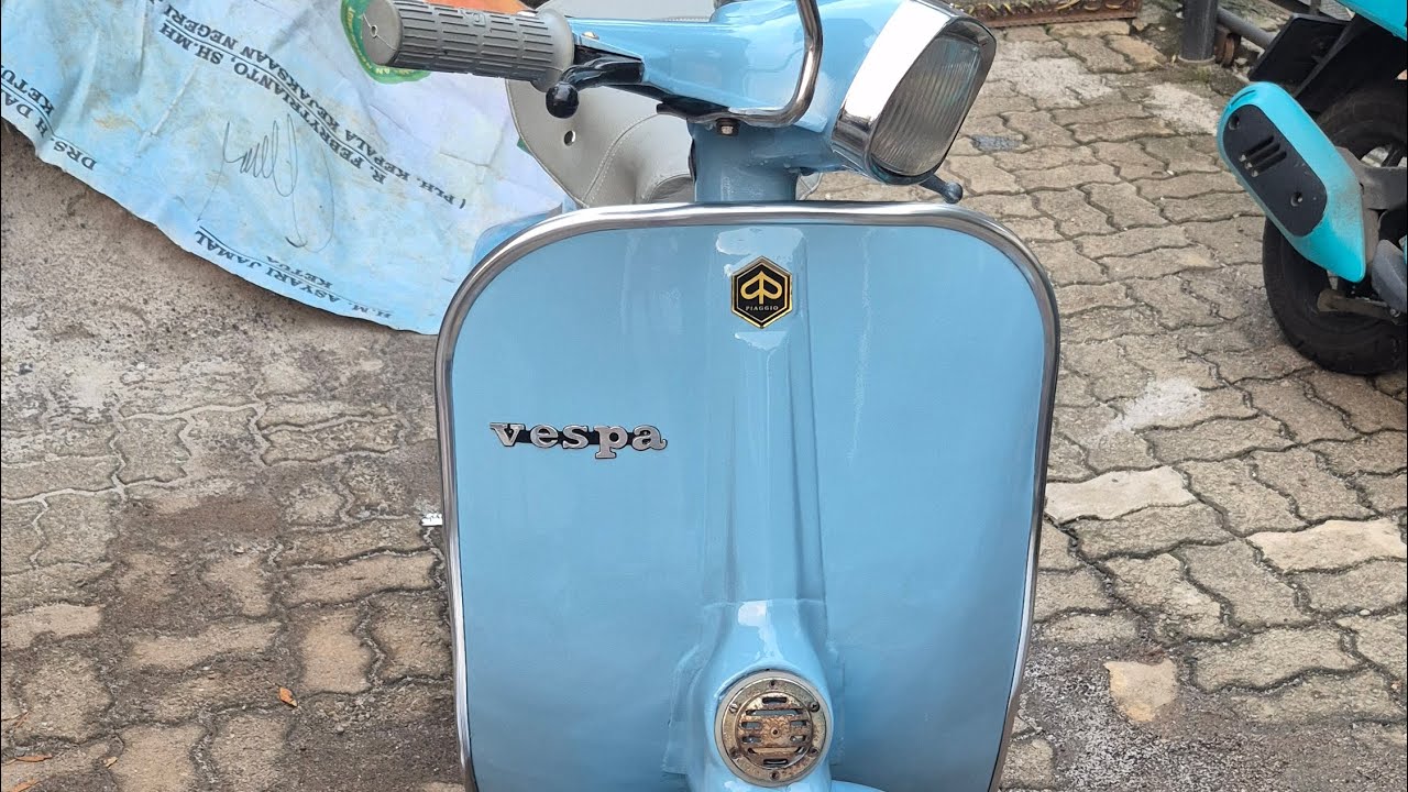 Dijual Vespa Super Tahun 1974 Plat B Jakarta Warna Bluesky