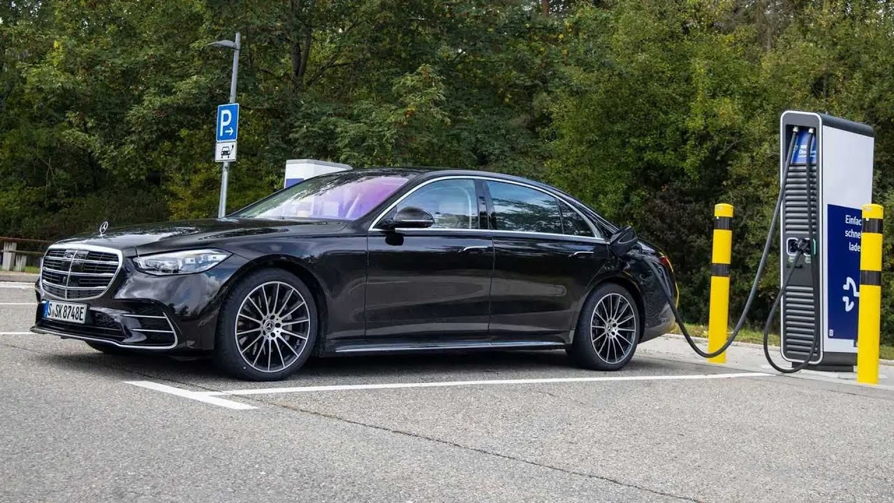 Episode 242 - 2023/2024 Mercedes-Benz S580e 4MATIC PHEV! A bucket-list EV1