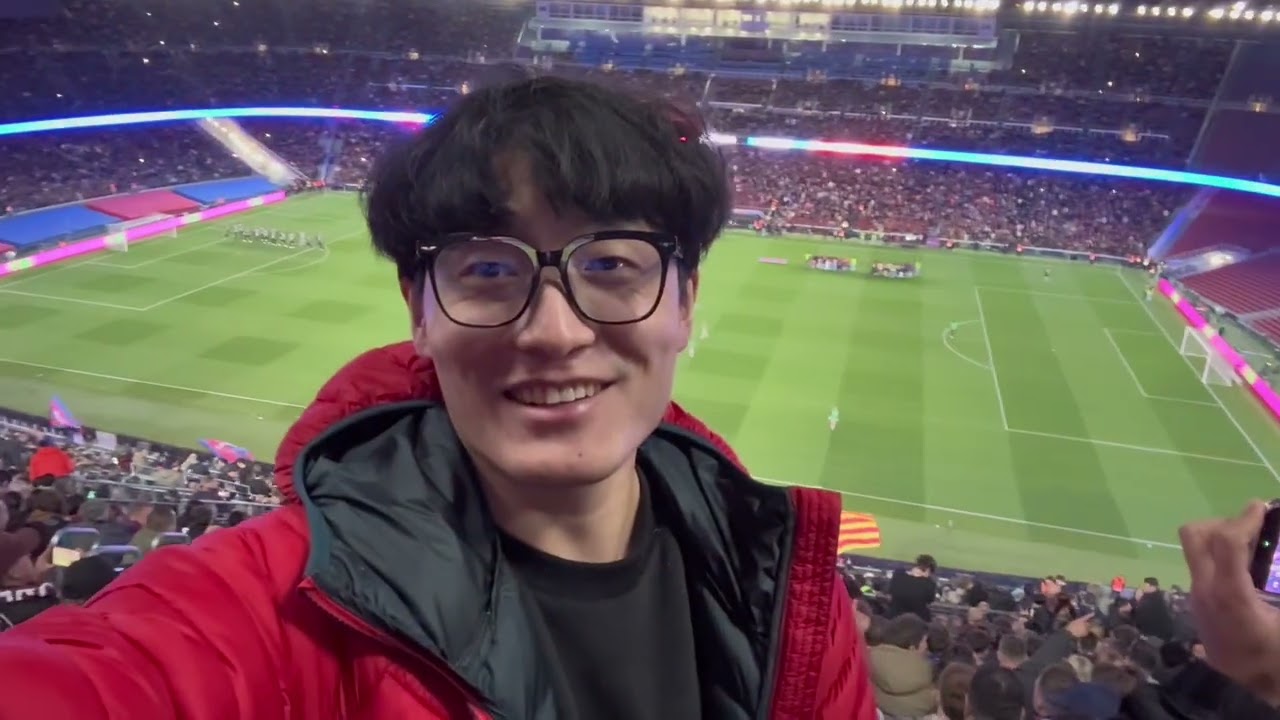 Barcelona Camp Nou球場開門營業！西甲觀賽vlog｜交通攻略｜周邊商店