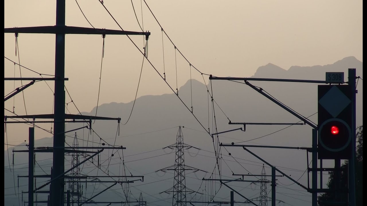 スイス の マイエンフェルト 村 に ある ハイジ 駅Maienfeld August 2011