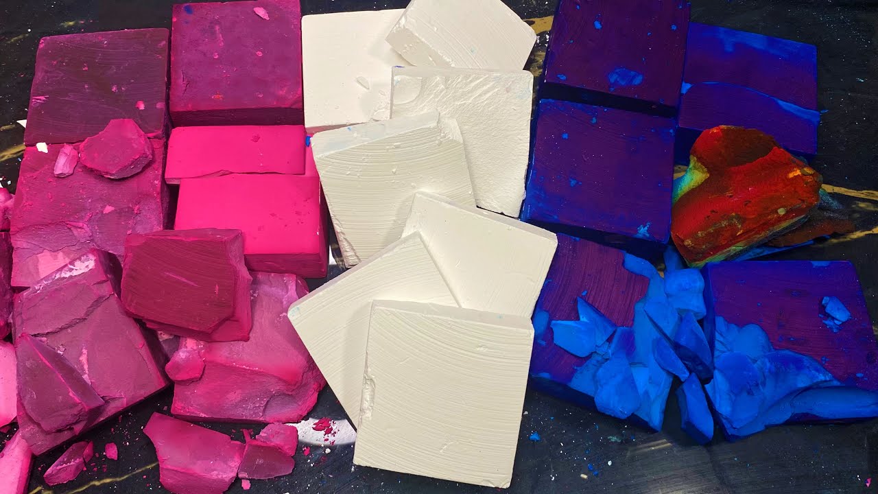 Dusty Dyed Blue, Pink and Plain Gym Chalk Crushing asmr | oddly satisfying | Gym Chalk asmr