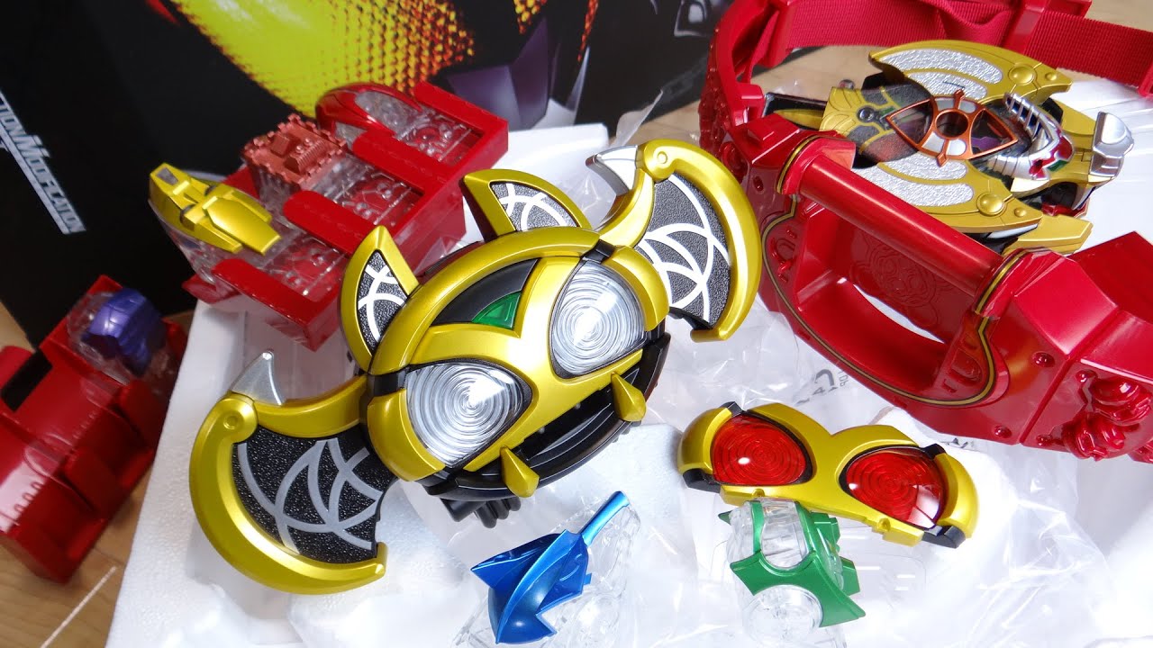 開封して遊ぶ！CSMキバットベルト！キバットと会話できるし持ち心地もなめらか〜 DX版とも少し音声比較！仮面ライダーキバ