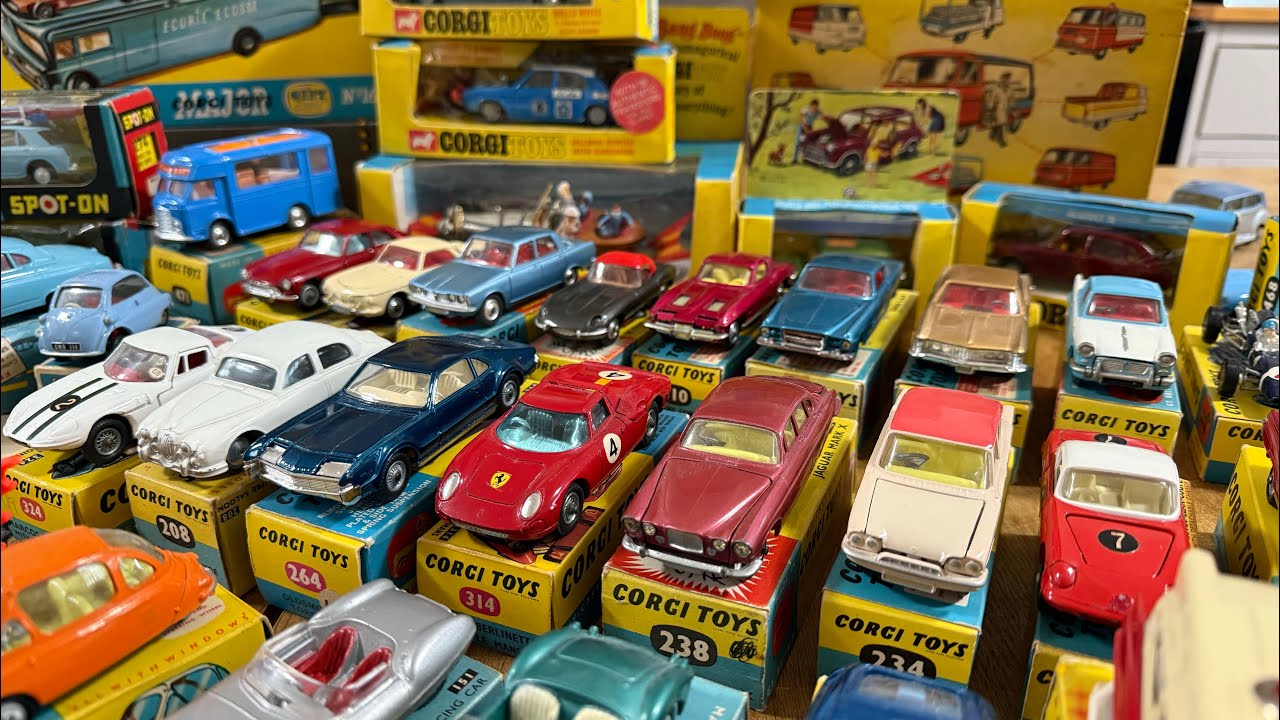 VINTAGE DIECAST MODEL CAR COLLECTION - AMAZING ORIGINAL CORGI, DINKY & SPOT ON *1960s*