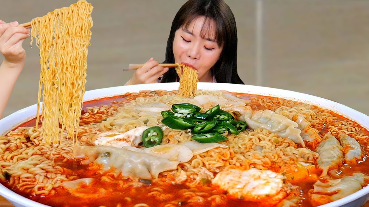 Корейская сверхразмерная острая лапша быстрого приготовления Eatingshow ㅣ Рамен МУКБАНГ