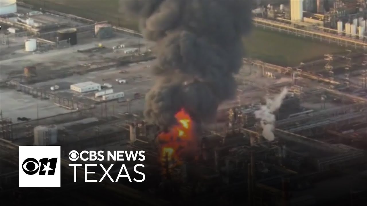 Explosion at Texas Valero oil refinery sends smoke, flames into the air