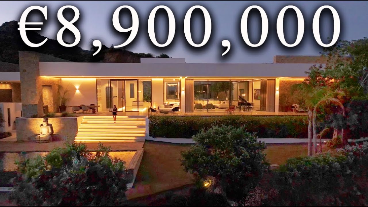 Touring €8,900,000 Ultra Modern Villa in Marbella!
