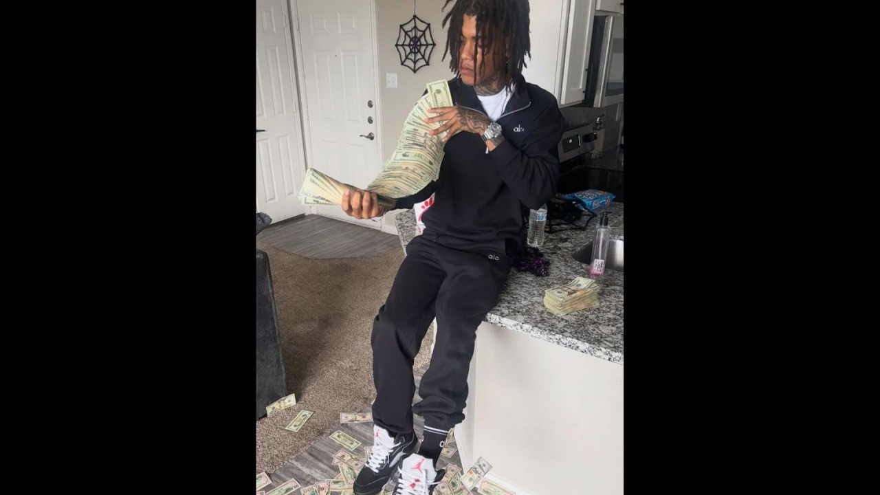 *free* pradabagshawty + 1oneam type beat - nothing