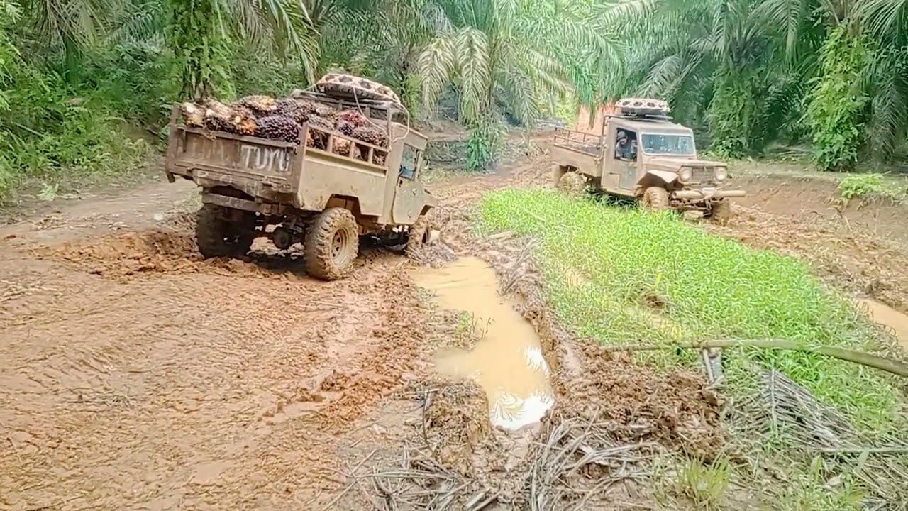 jalan hancur kata sopirnya takut jatuh...